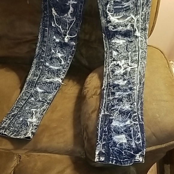 <APHRODITE> High Waist Distressed Skinny Jeans - Picture 15 of 15